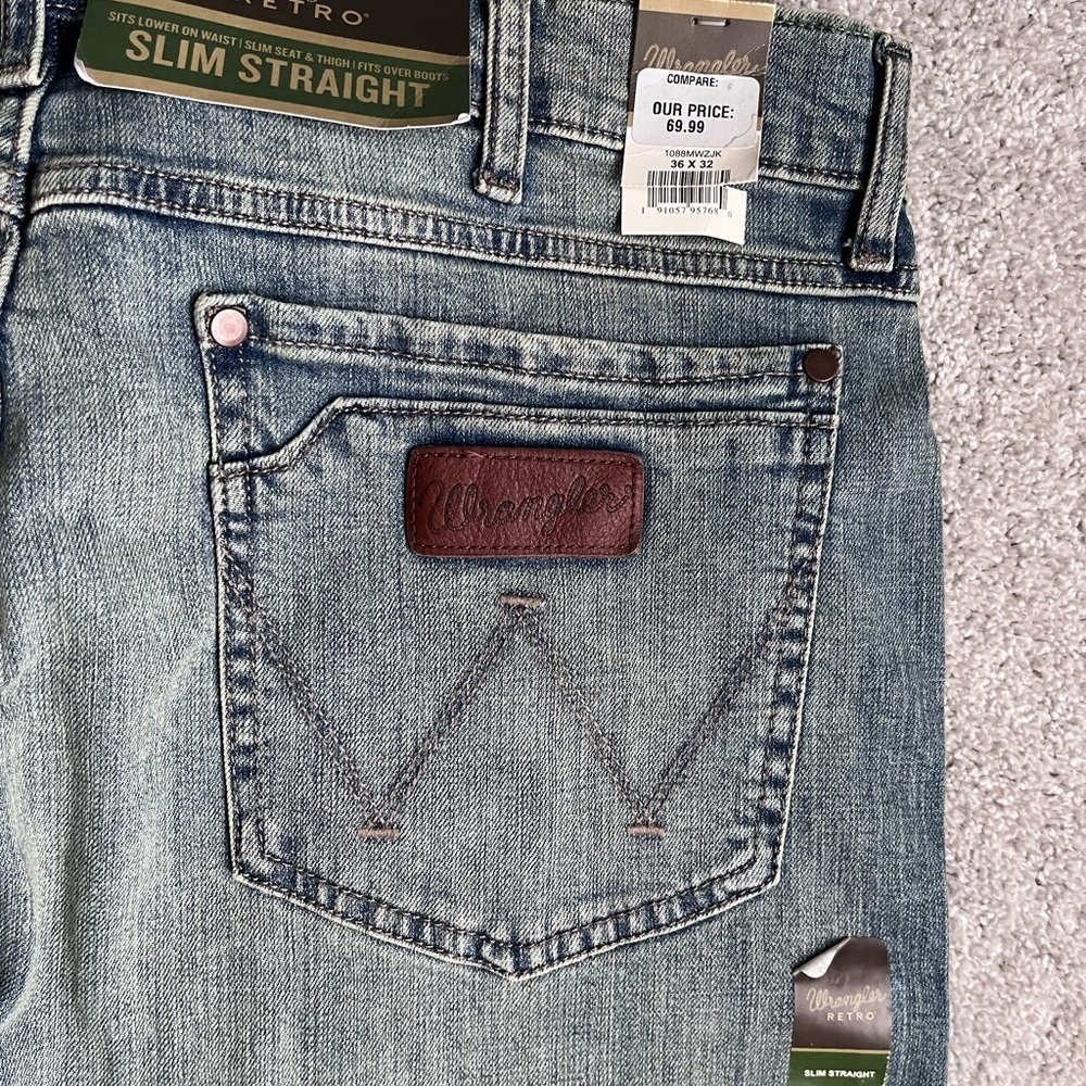 Wrangler Blue Slim Straight Jeans with Classic Appeal